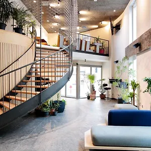  Hostel Maverick Market